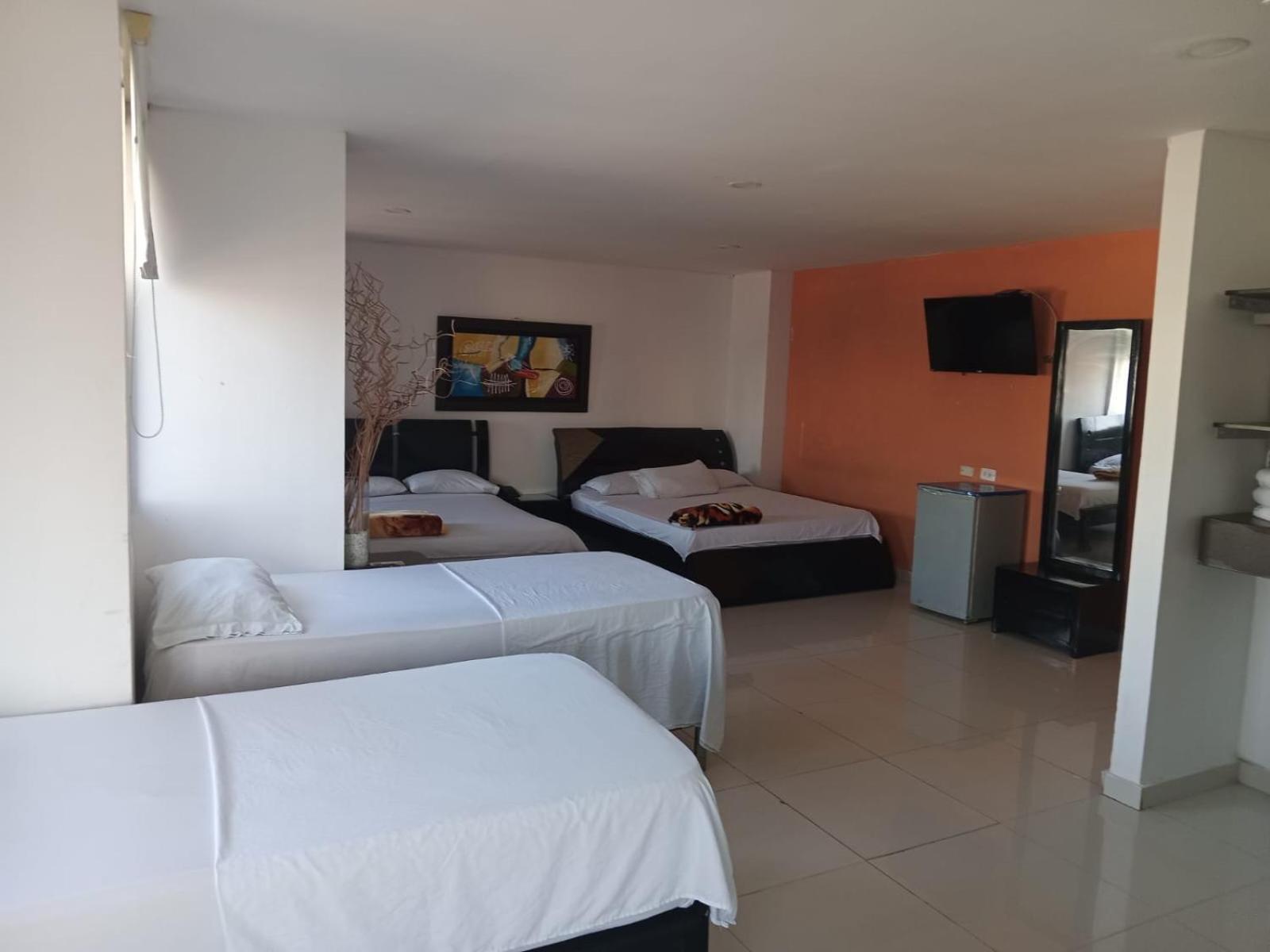 Hotel Intersuites Barranquilla  Exterior foto