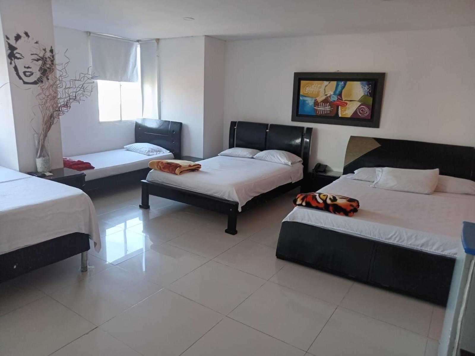 Hotel Intersuites Barranquilla  Exterior foto